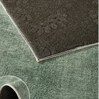 tapis minimaliste uni