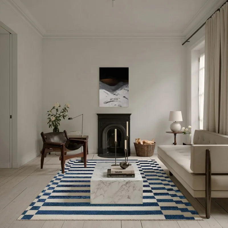 tapis rayé noir et blanc